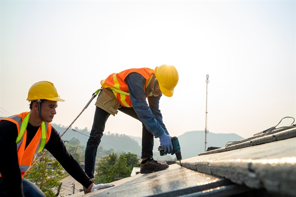 Signs It's Time to Replace Your Commercial Roof Instead of Repairing It